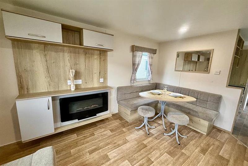 property gallery image 1