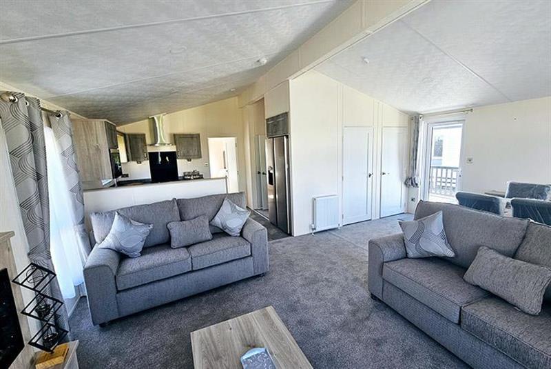 property gallery image 3