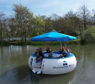 Picnic Pleasure Boat image
