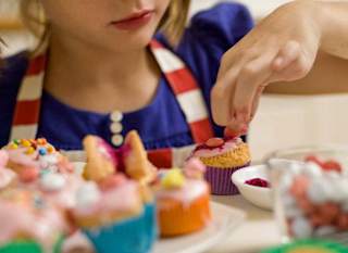 Cupcake Decorating image