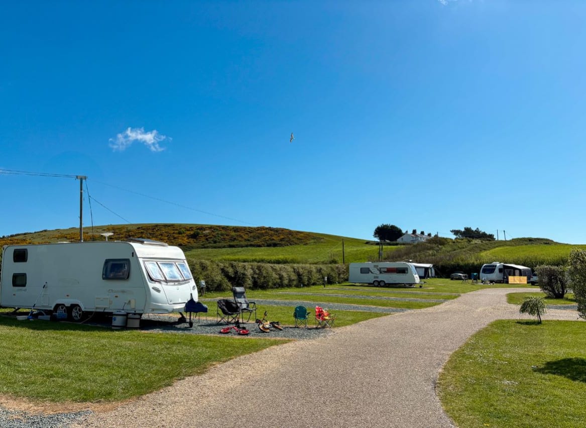 Hard Standing Electric Pitch image