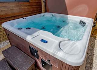 Cedar Lodge image