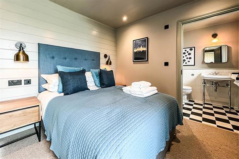 3 Bed Lodge image
