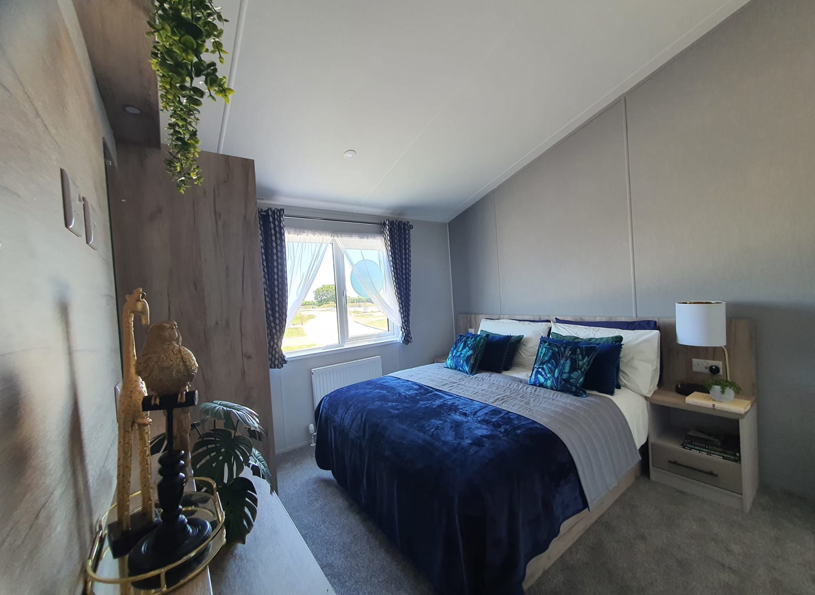 Exclusive Nature Reserve Lodge image