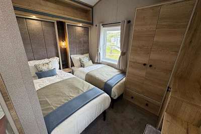 Westwood Lodge image