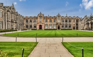 4. St Andrews, Fife – The Crown image