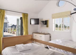 Superior Beach House Accessible image