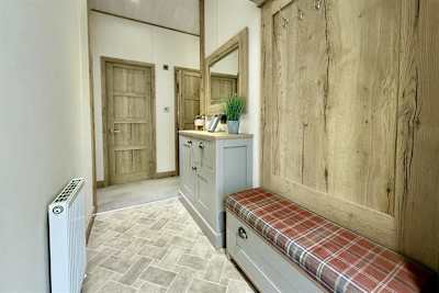 Westlake Lodge image