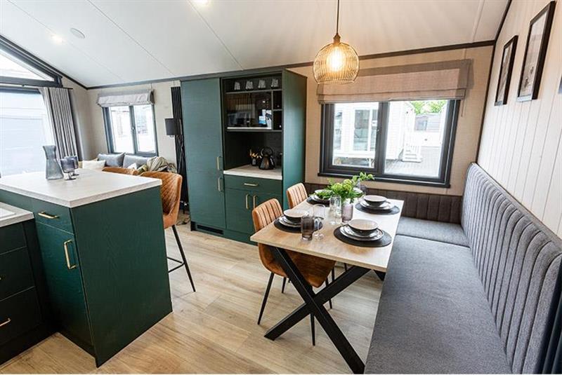 property gallery image 5