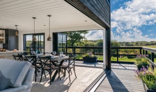 Roof Terrace Luxury Lodge image