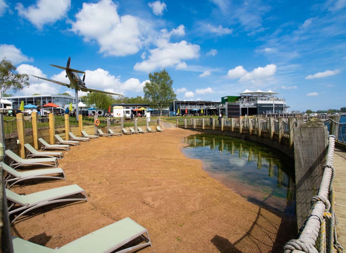 An image of the beach at our stunning lakeside paradise, Tattershall Lakes. Get the best of both worlds! image