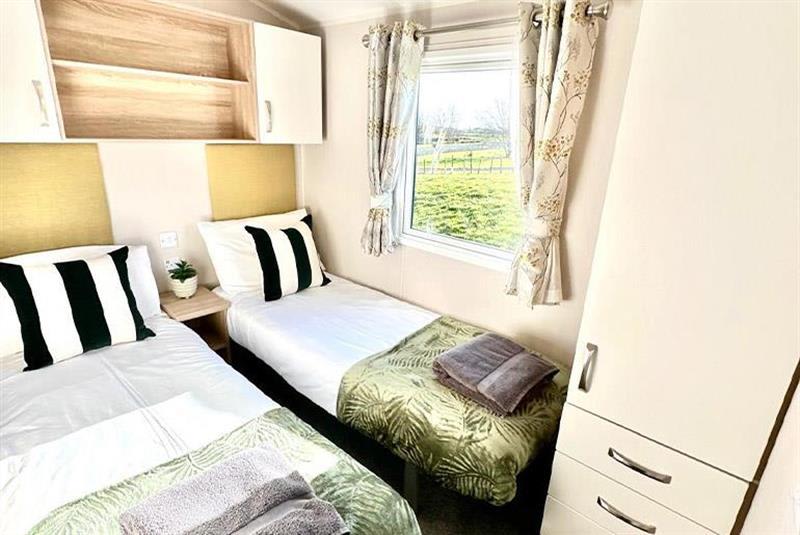 property gallery image 7