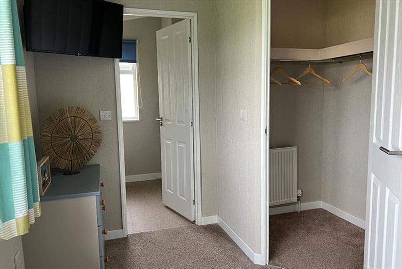 property gallery image 7