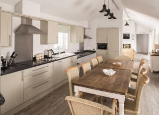 Superior Beach House Accessible image