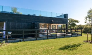 Roof Terrace Luxury Lodge image