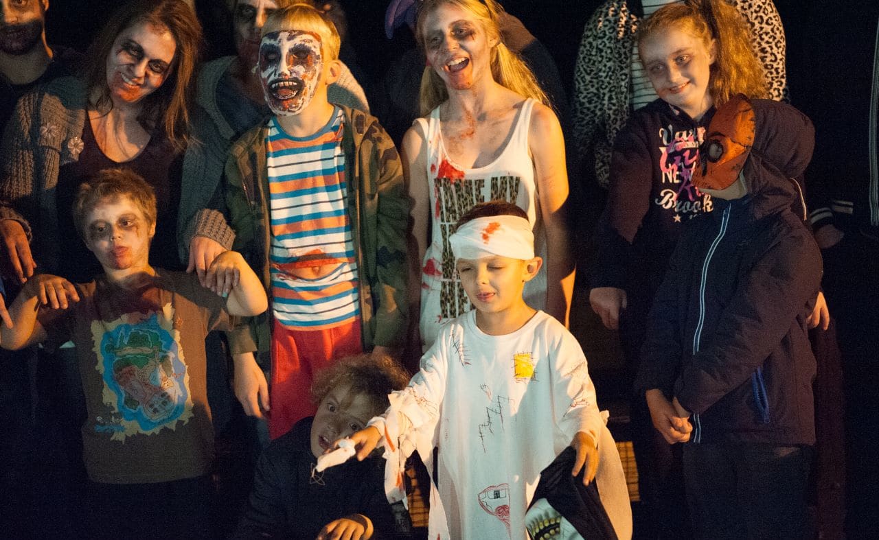 Halloween fashion show image