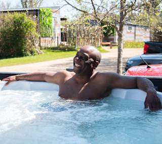 Hot tub accommodation image