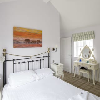 Comfortable double bed with pillows & linen included