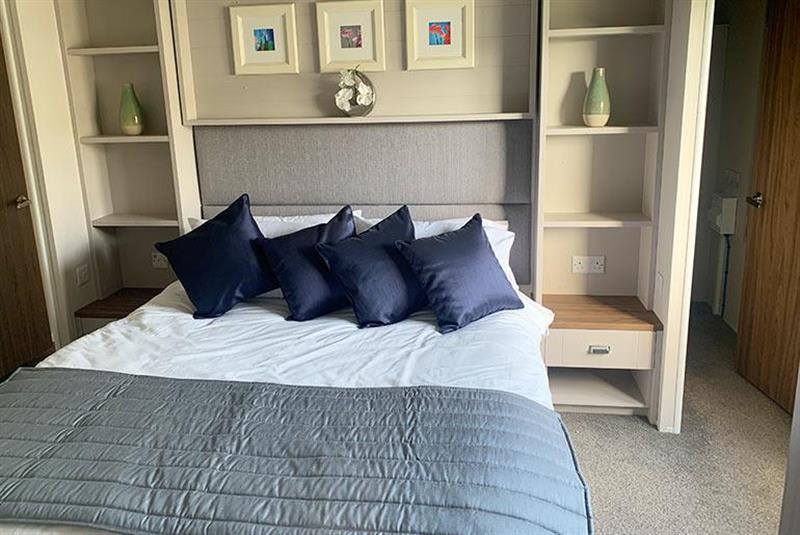 property gallery image 4