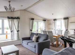 Indulgent Lodge image