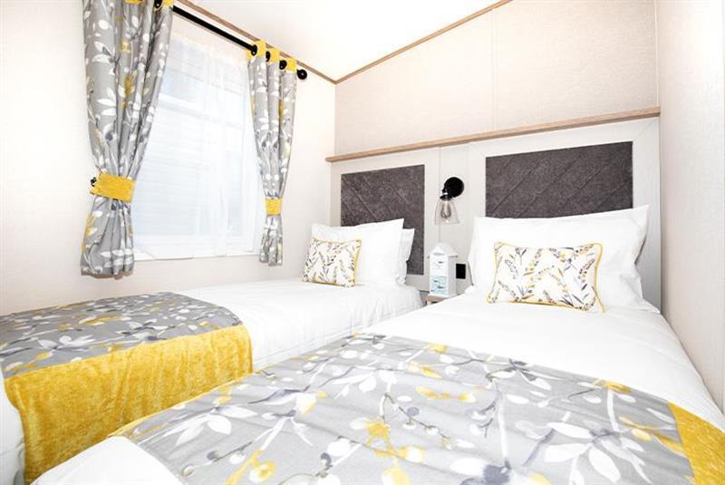 property gallery image 7