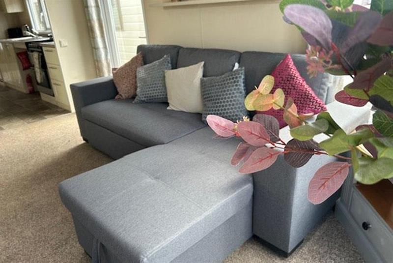 property gallery image 2