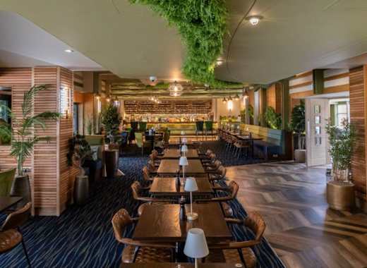 Food and drink at Appletree