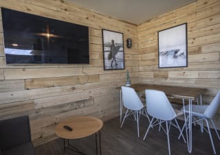 Clean and convenient lounge area