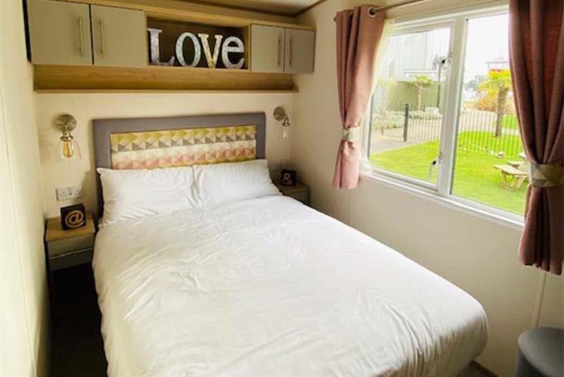 property gallery image 4