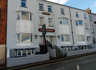Smugglers Inn image