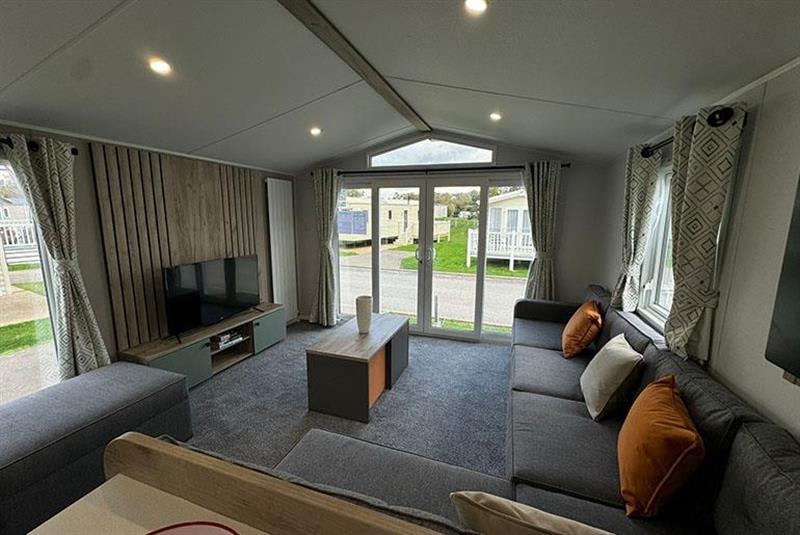 property gallery image 2