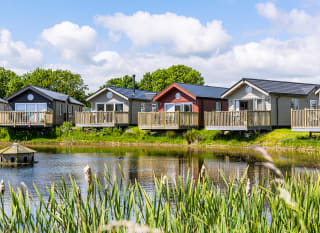 Meadow Lakeside Lodge image