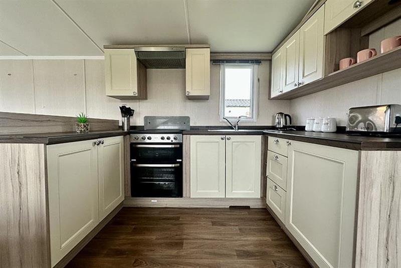 property gallery image 3