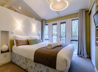 Cherry Tree Lodge image