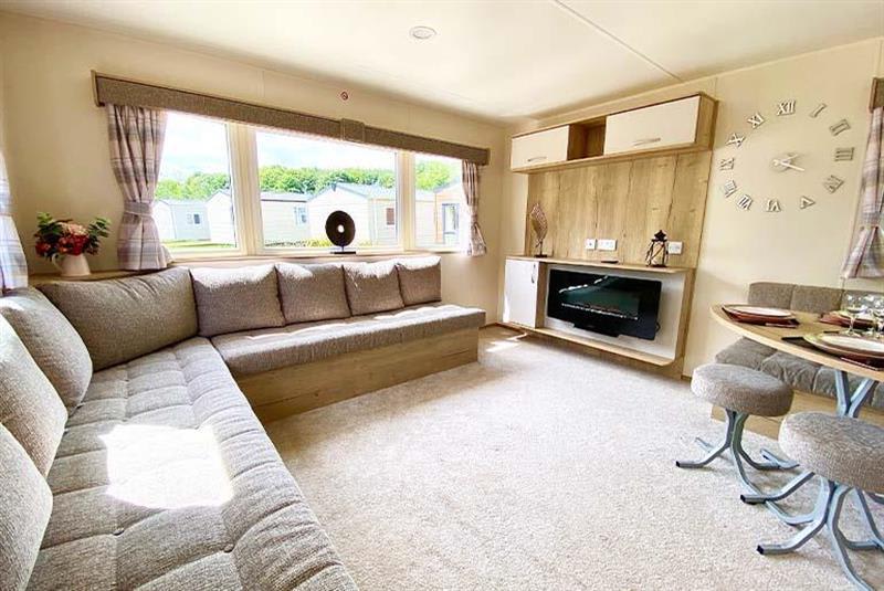 property gallery image 1