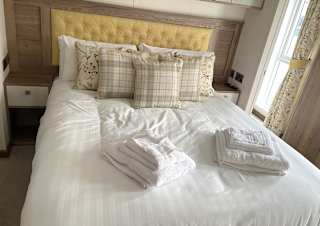 Beds with 10.5 tog duvets and comfy pillows