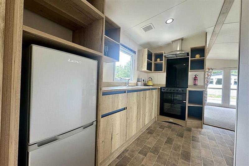 property gallery image 4