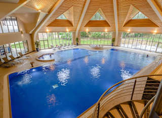 Indoor pool & Jacuzzi image