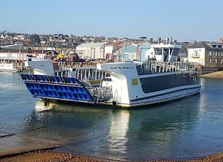 Cowes image