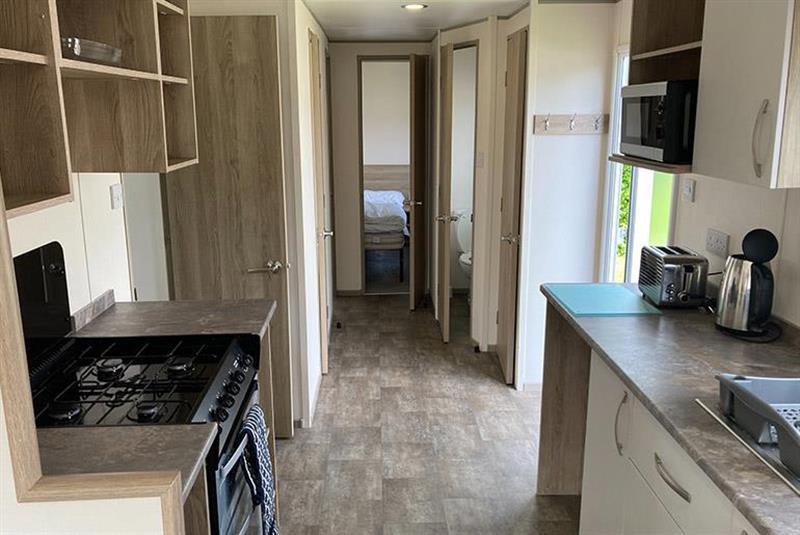 property gallery image 4