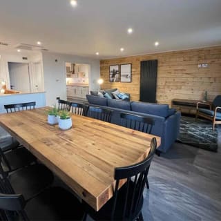 Sociable dining