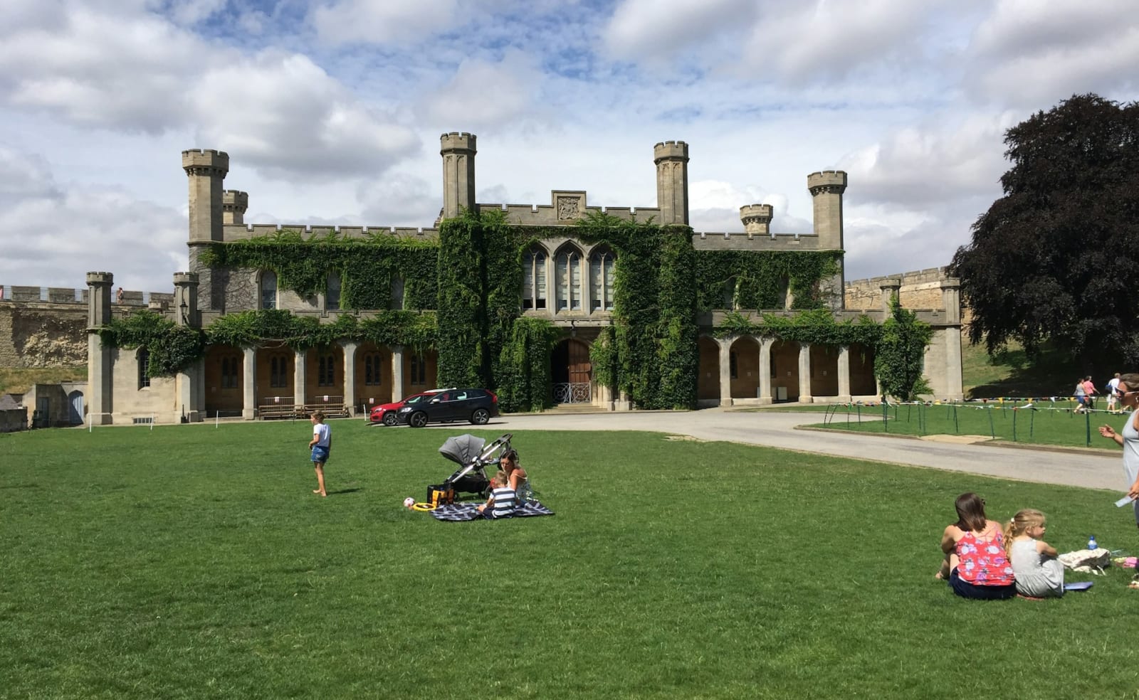 Lincoln Castle image