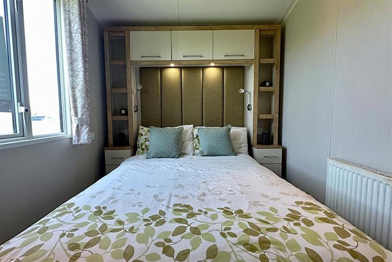 property gallery image 4