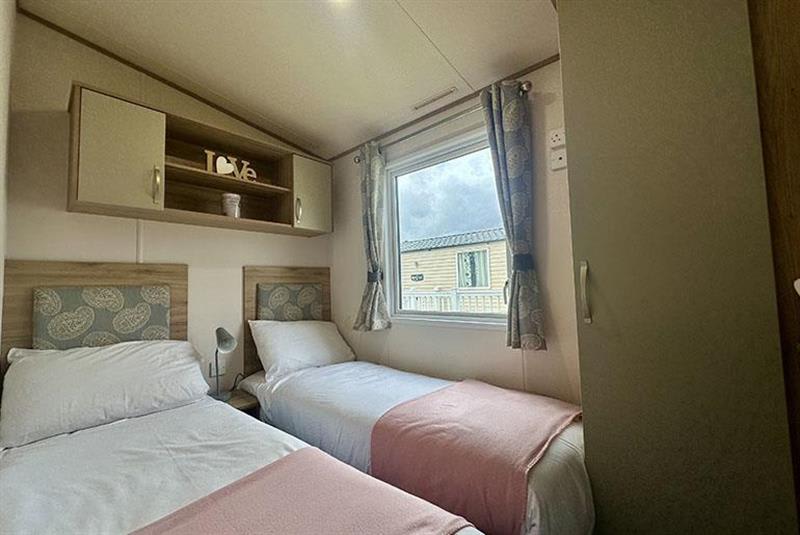 property gallery image 6