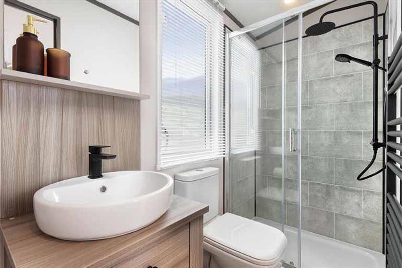 property gallery image 6