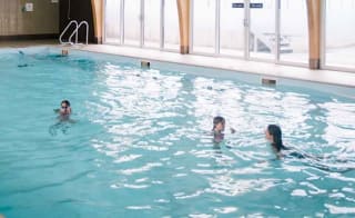 Swimming pools image
