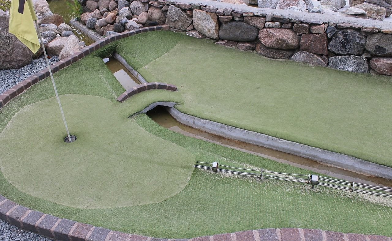 Jurassic Bay Adventure Golf image