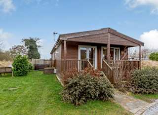 Fir Tree Waterside Lodge image