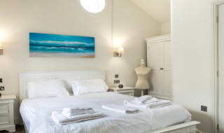 Superior Beach House image