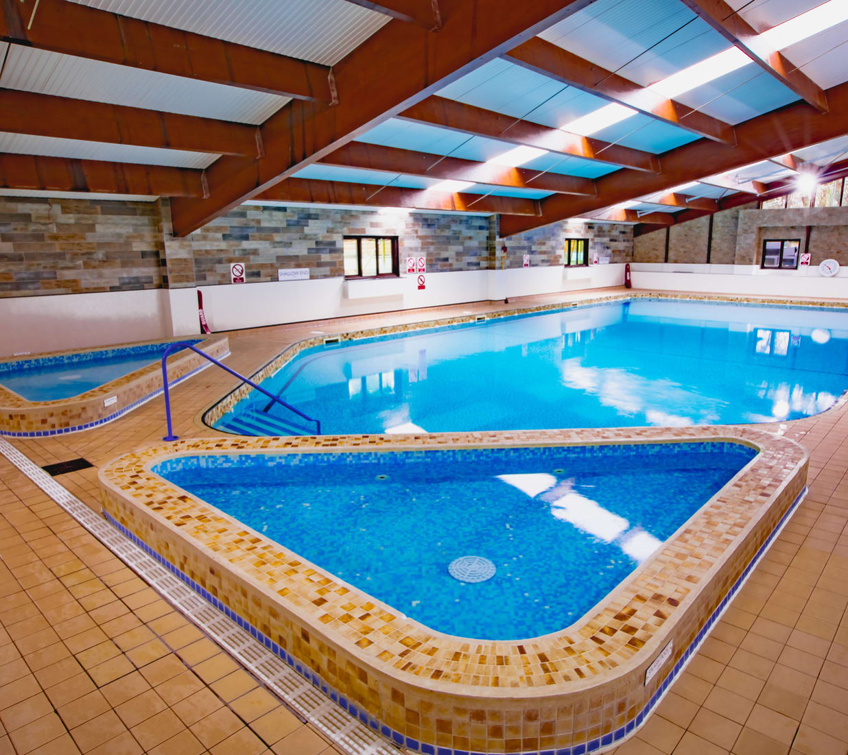 Indoor & outdoor pools image